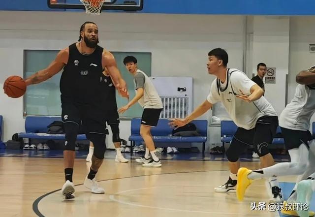 九游-北京队史最“轻松”顶薪：范子铭无缘主场生死战 季后赛至今0出场